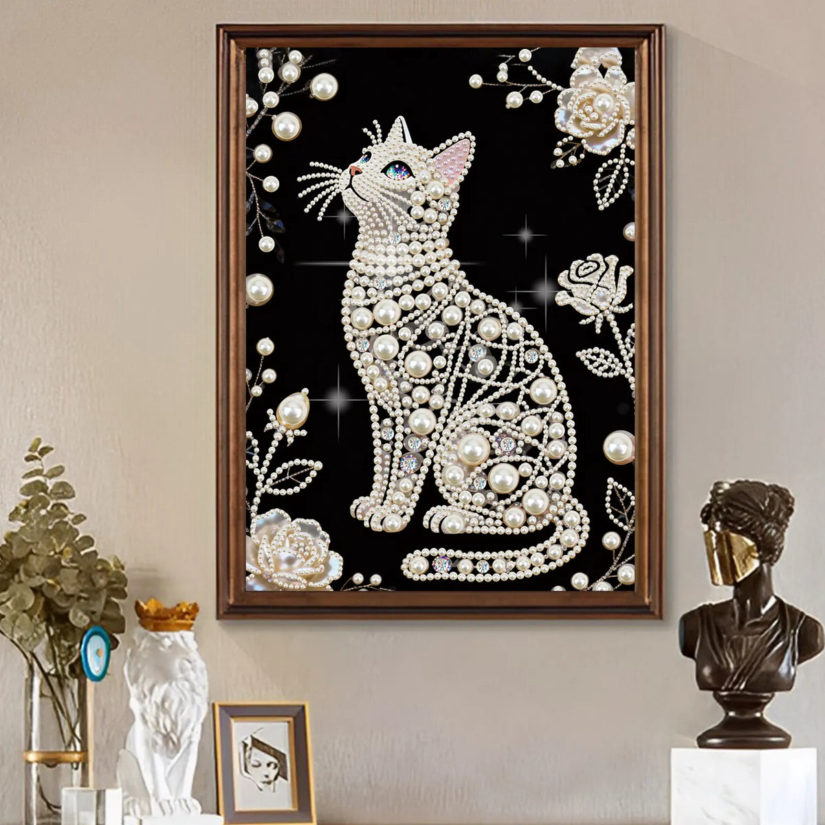 Cat Premium 5D Diamond Painting Kit Black & White Pearls painting Sparkling Special Shaped Diamond painting