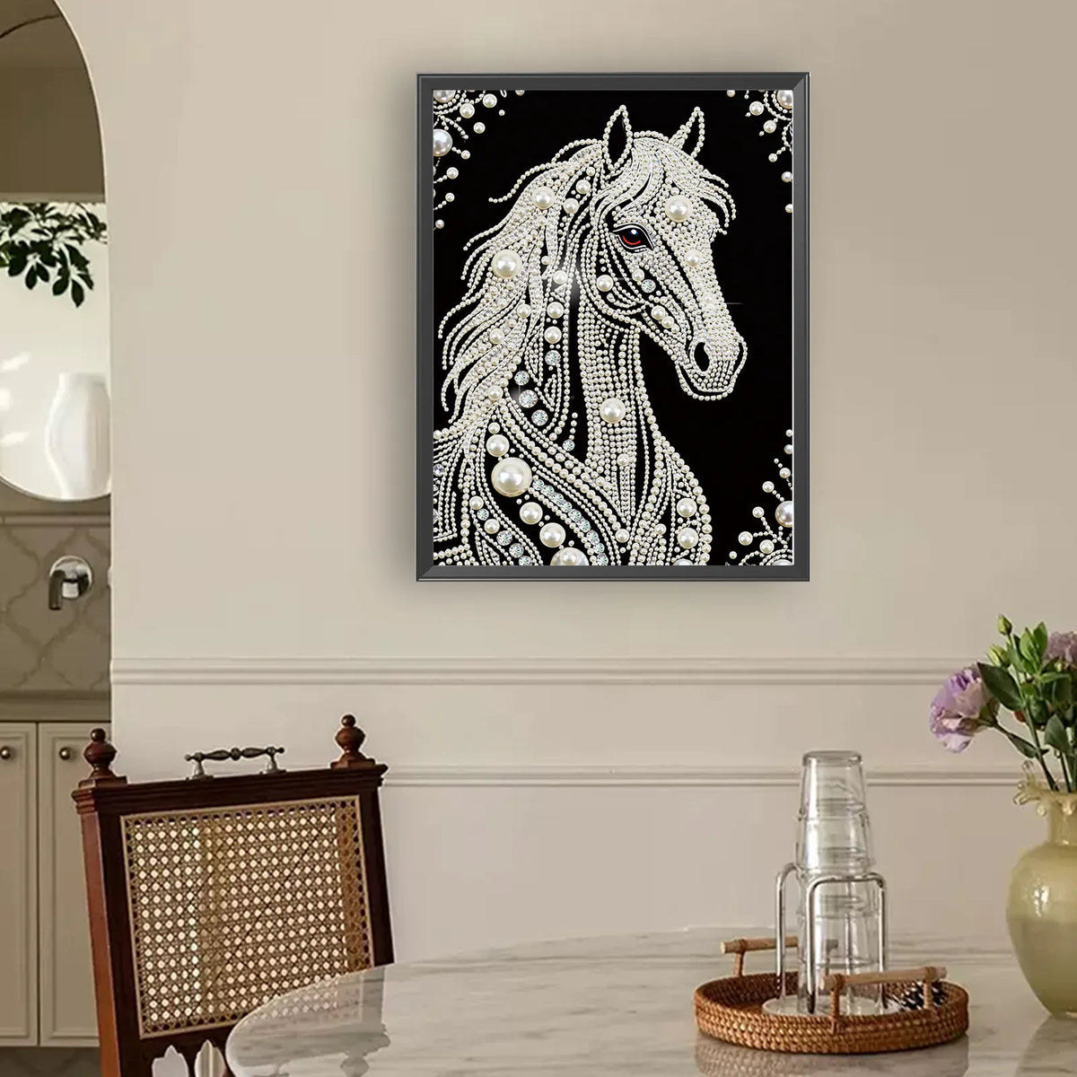 Horse Premium 5D Diamond Painting Kit Black & White Pearls painting Sparkling Special Shaped Diamond painting