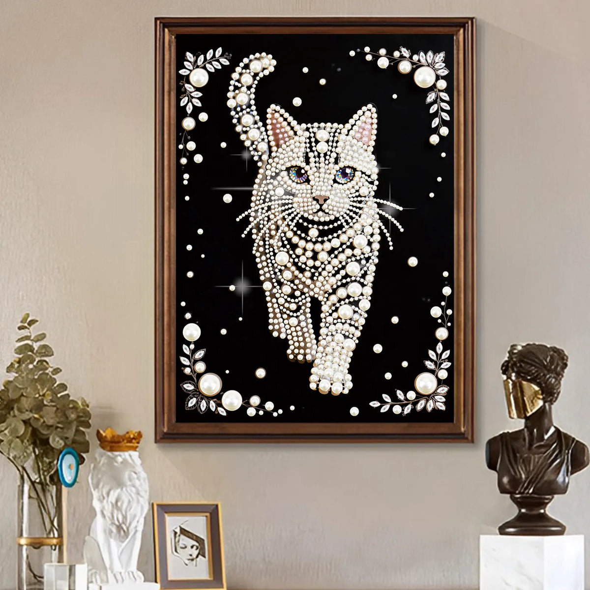 Cat Premium 5D Diamond Painting Kit Black & White Pearls painting Sparkling Special Shaped Diamond painting